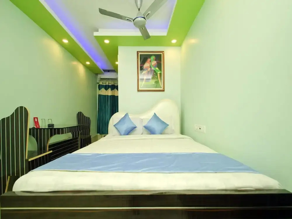 OYO 8972 Raj Guest House
