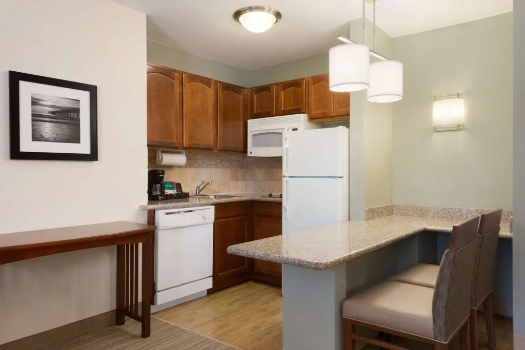 Homewood Suites Jacksonville Deerwood Park