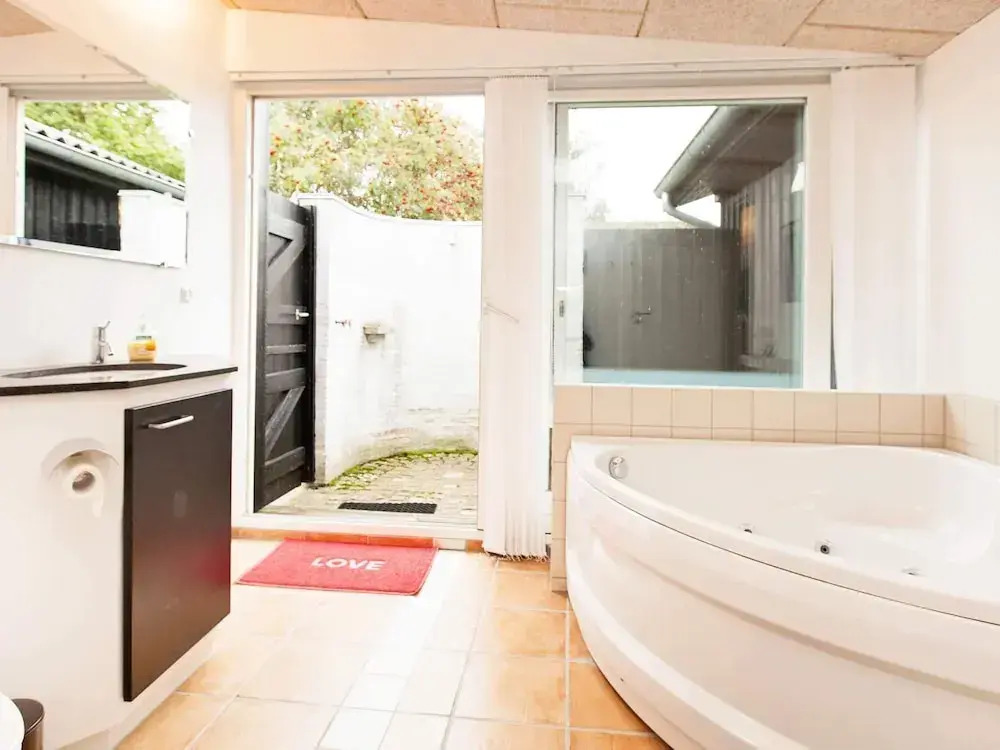 4 star holiday home in Dronningmølle
