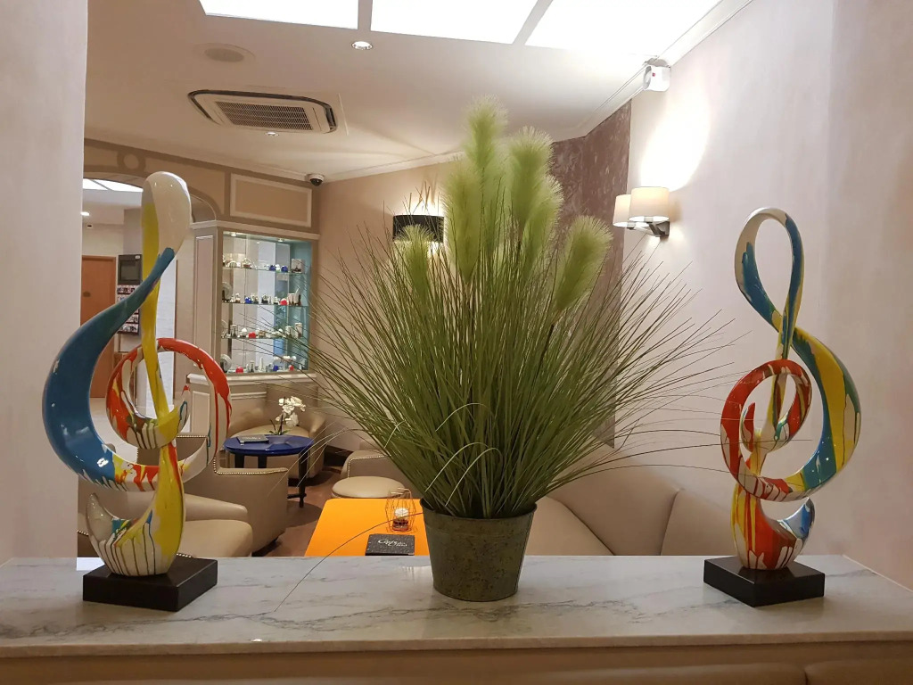 Hotel Champerret Elysees