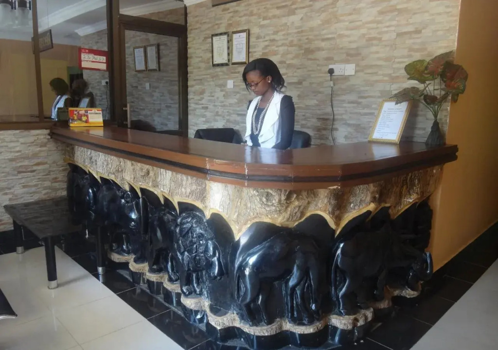 Way Side Hotel