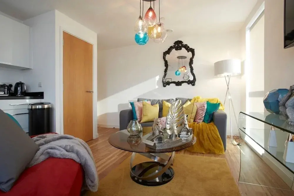 2 Bedroom Apartment, Leeds - Luxury & Contemporary