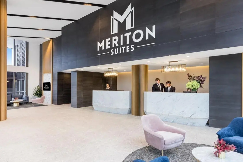 Meriton Suites Carter Street