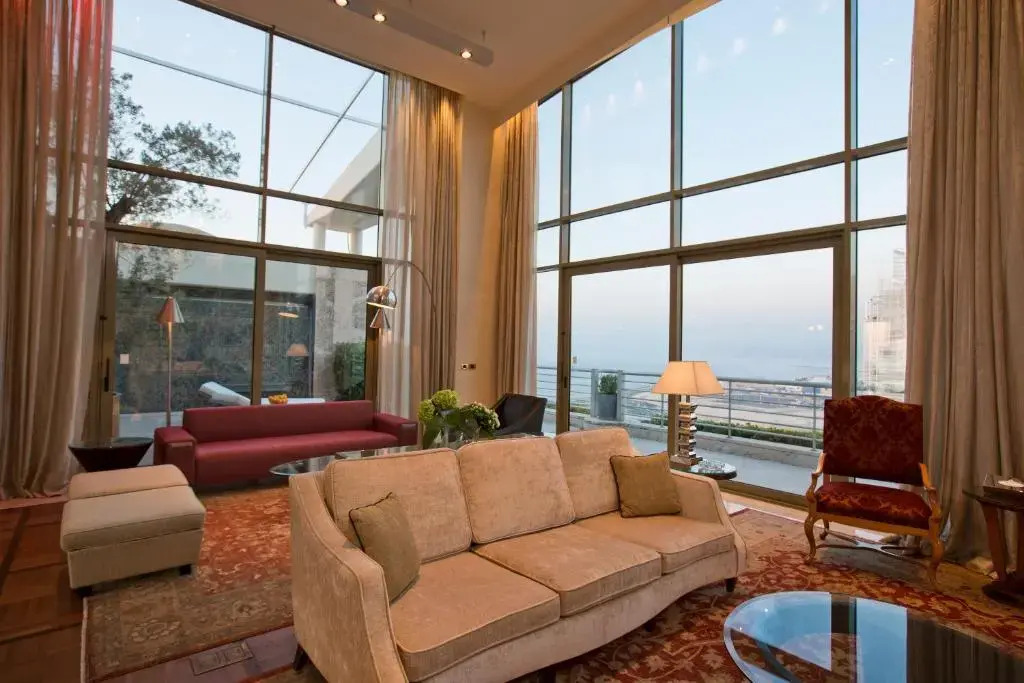 Phoenicia Residence