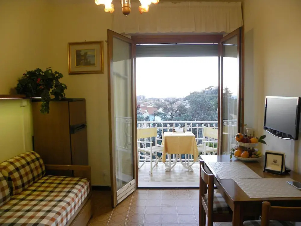 Well-kept apartment with terrace or balcony in Pietra Ligure