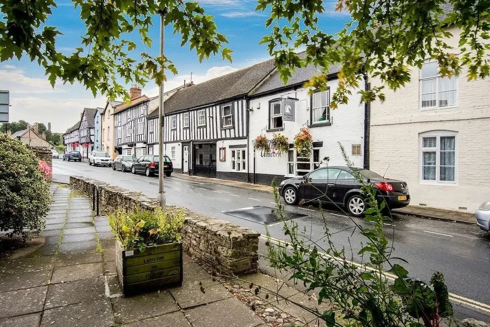 Unicorn Inn