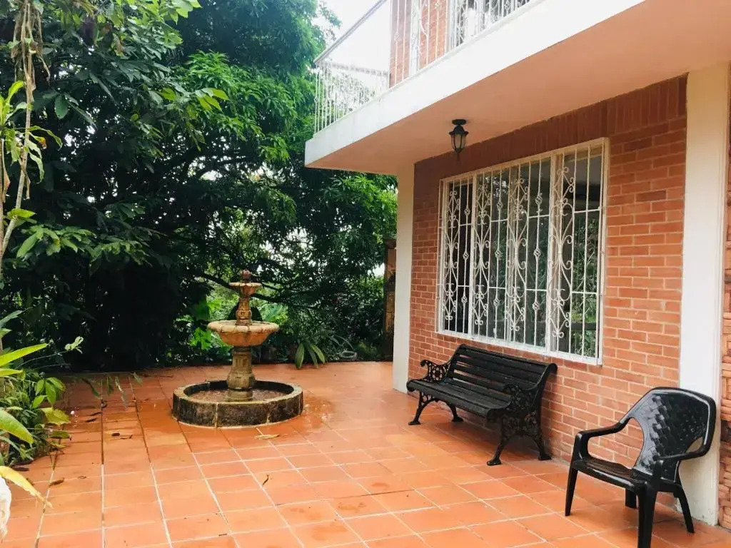 Kaliawiri Bird Lodge & reserve