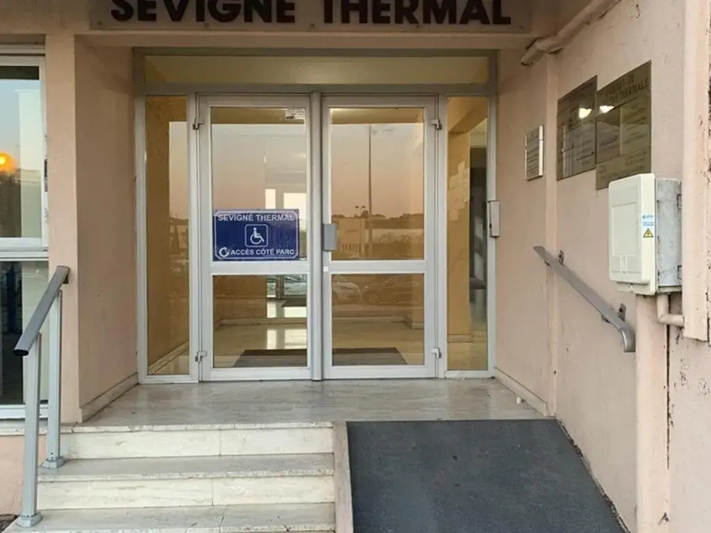 Appartement Balaruc-les-Bains, 1 pièce, 2 personnes - FR-1-571-30