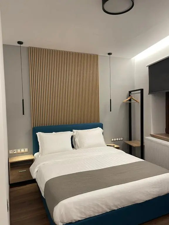 11 Luxury Apartments