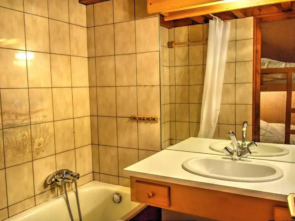 Appartement Morzine, 1 pièce, 6 personnes - FR-1-524-39