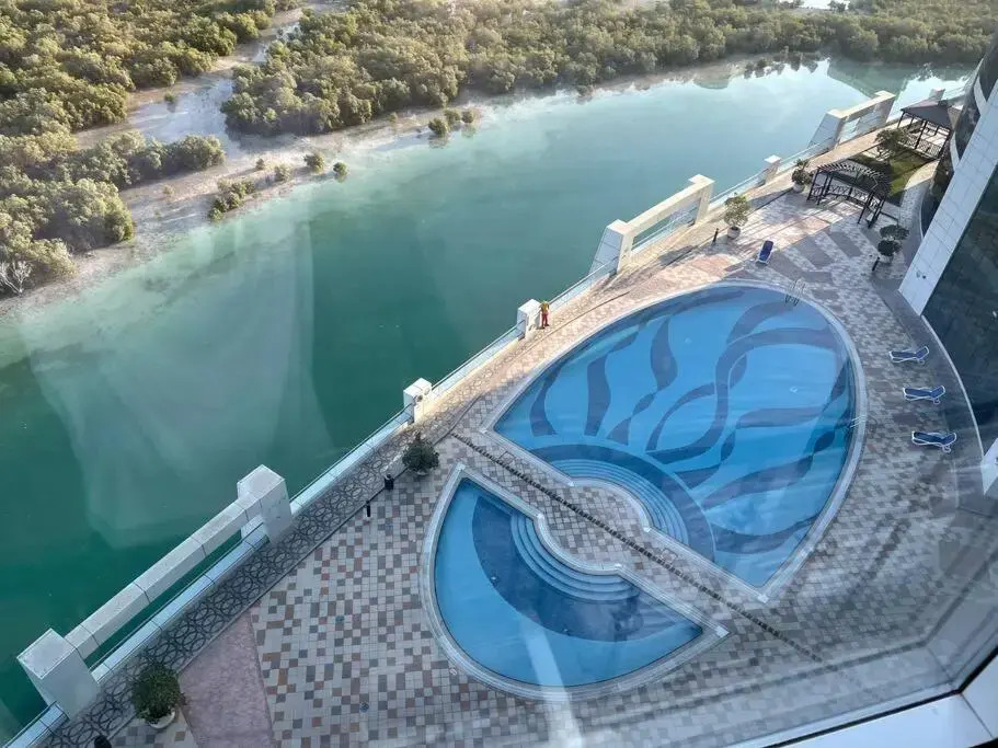 Cozy Upgraded Residential Flat with sea, Mangrove, pool view - Not Hotel - 1203