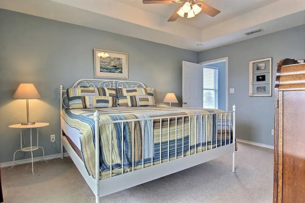 Buttercup Cottage 6BV 2 Bedrooms 2 Bathrooms Home