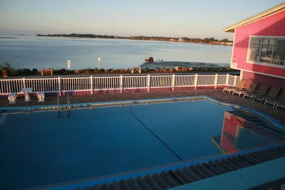 Beach Front Motel Cedar Key