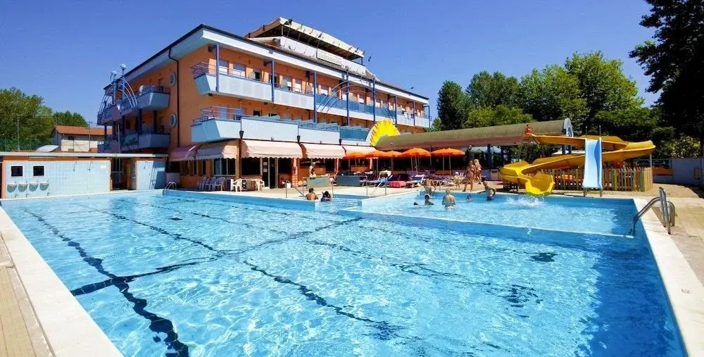 Village Serenissima