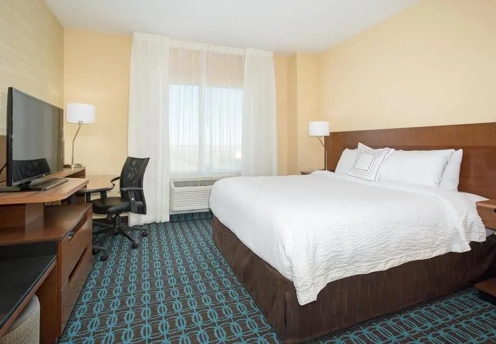 Fairfield Inn & Suites by Marriott Burlington