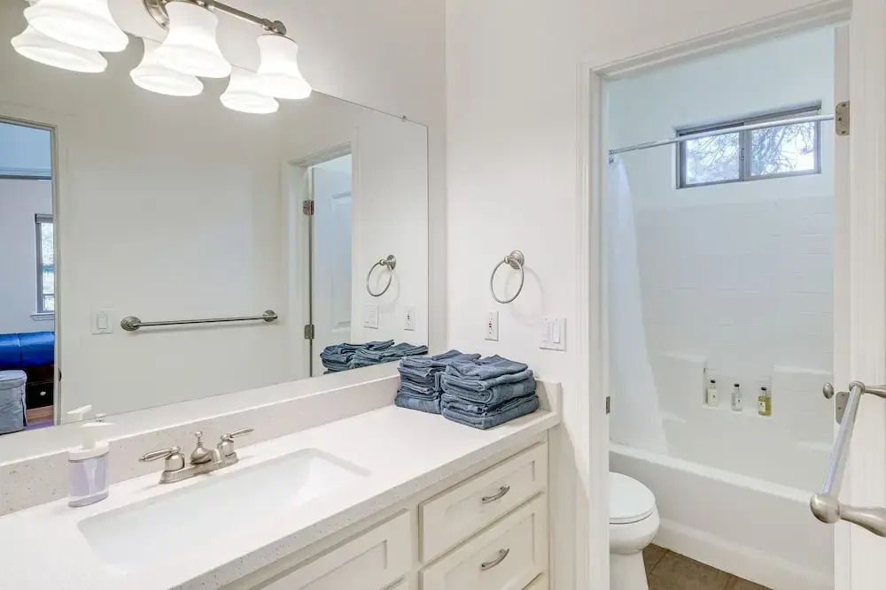Serene Pine Mountain Club Home w/ Pool Access!