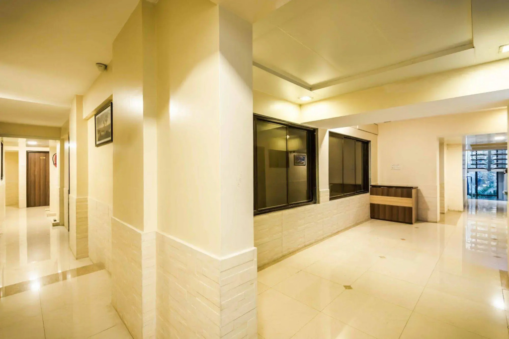 OYO Apartments Powai Lake