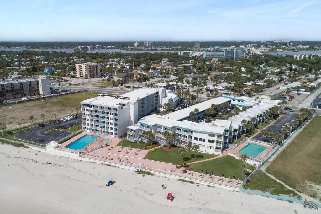 Ocean Jewel 219, 1 Bedroom, Ocean View, 2nd Floor, Pool, Sleeps 6