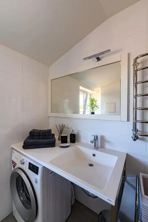 Modern studio - 10min walk to the sea