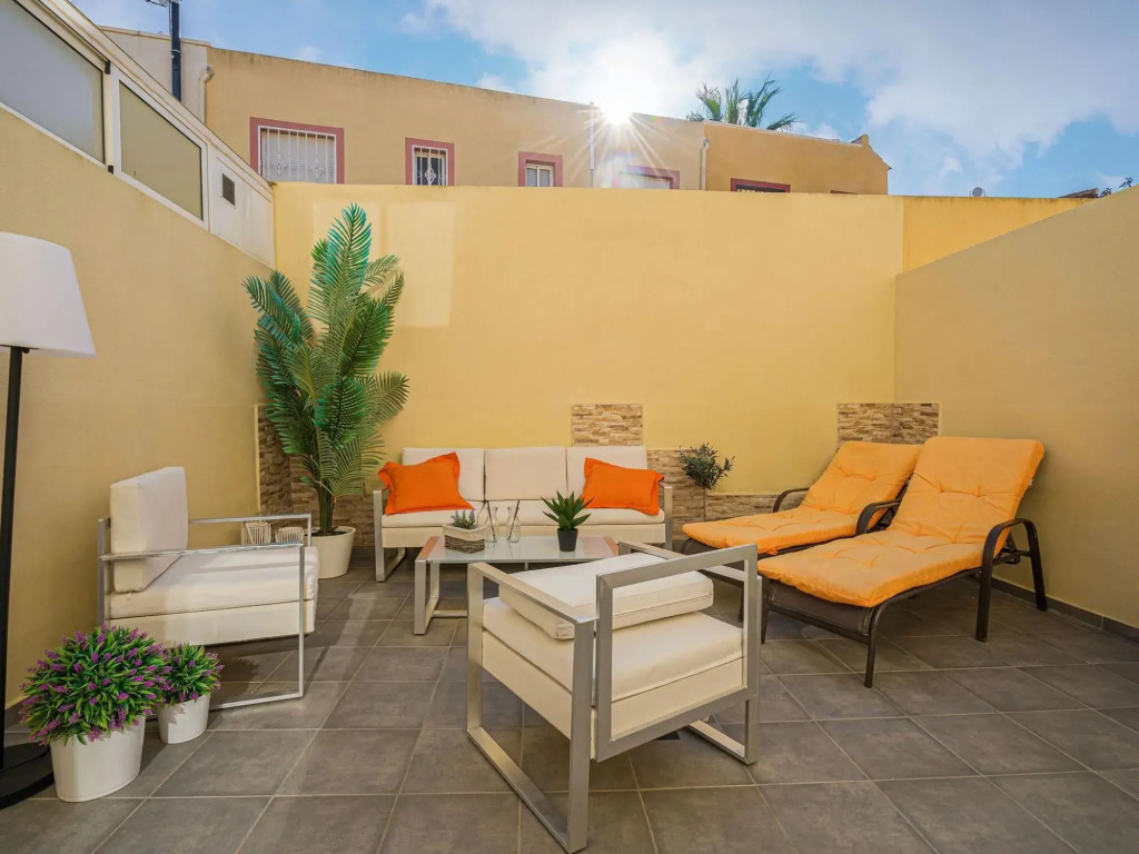 Charming Holiday Home in San Miguel de Salinas with Pool