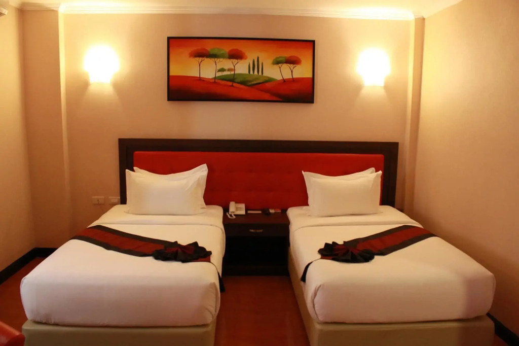The Wai Hotel Danok