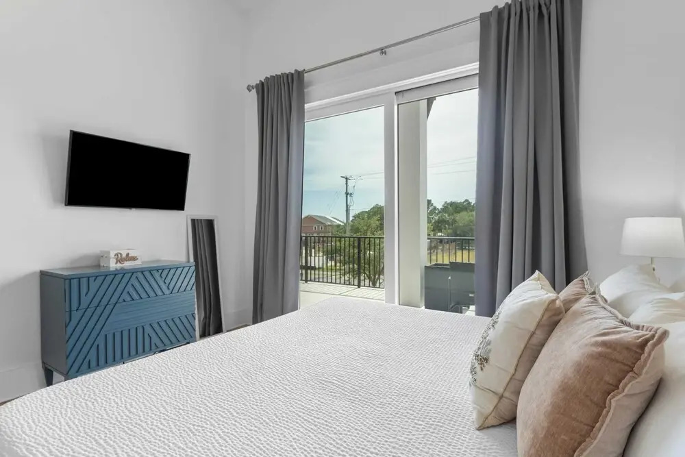 Walk to Beach + Pool, Hot Tub & Game Room 30A Ohana Grande by Avantstay