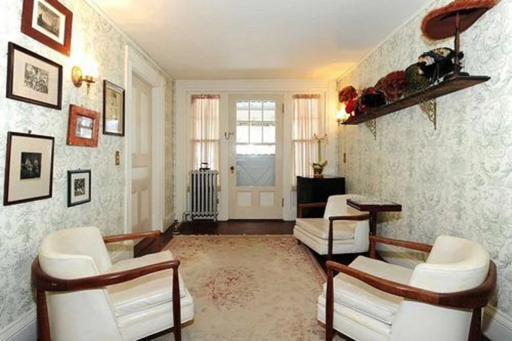 Wainwright Inn
