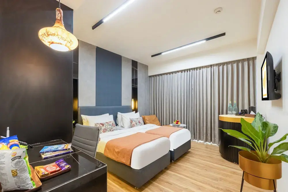 Hotel Limon Sector 45 Gurgaon