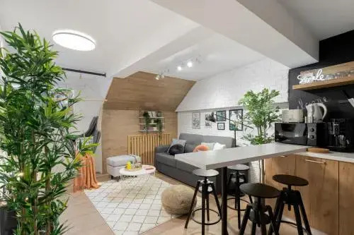 Historical Center by CityLife Suites