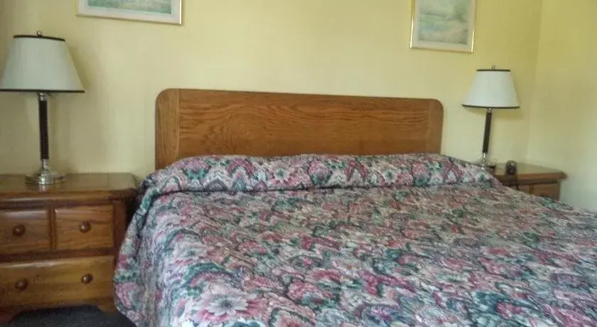 The Weathervane Motel