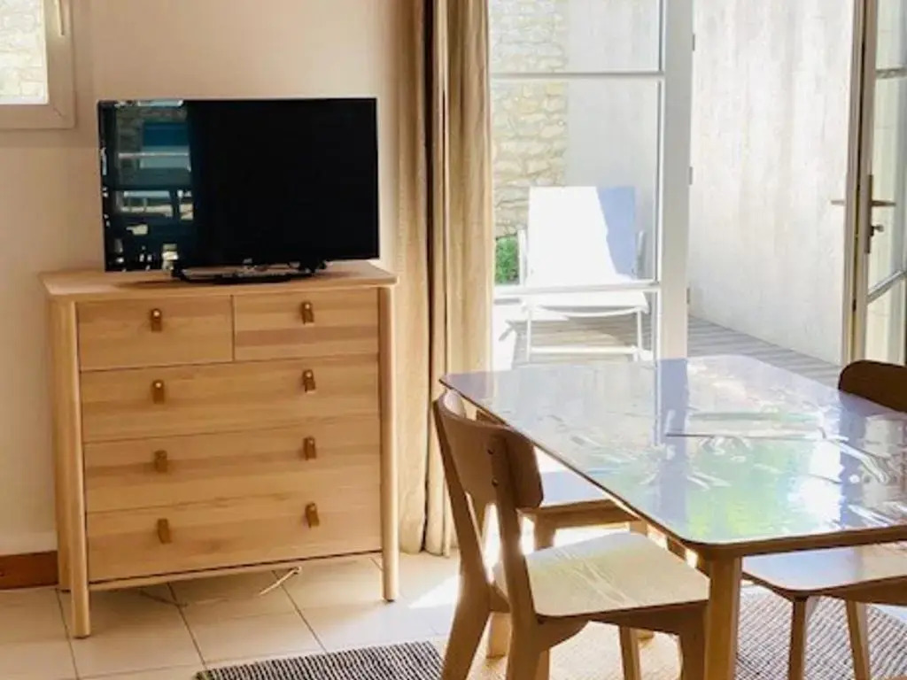 Appartement Saint-Martin-de-Ré, 1 pièce, 4 personnes - FR-1-544-18