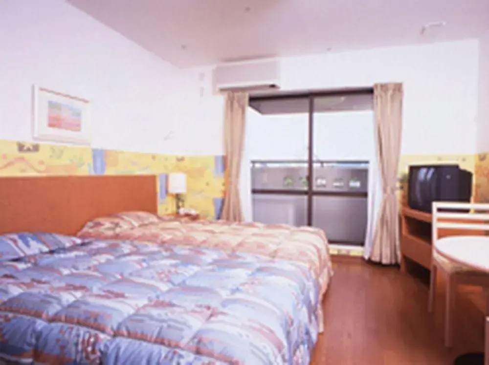 Season Inn Amigos