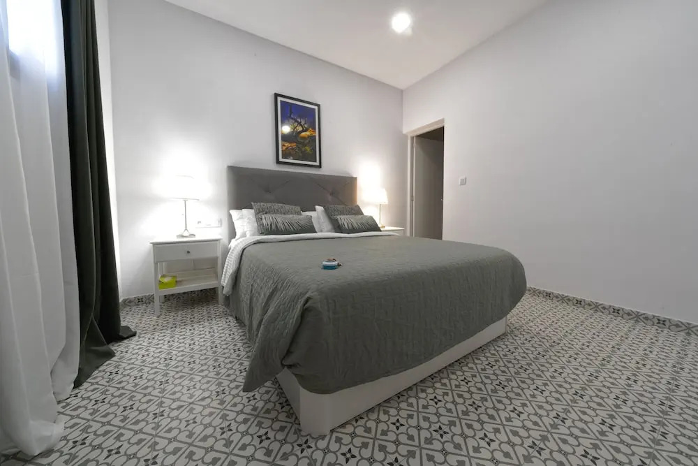 CASA VERDE Comfortable Air-Conditioned Modern Apartments