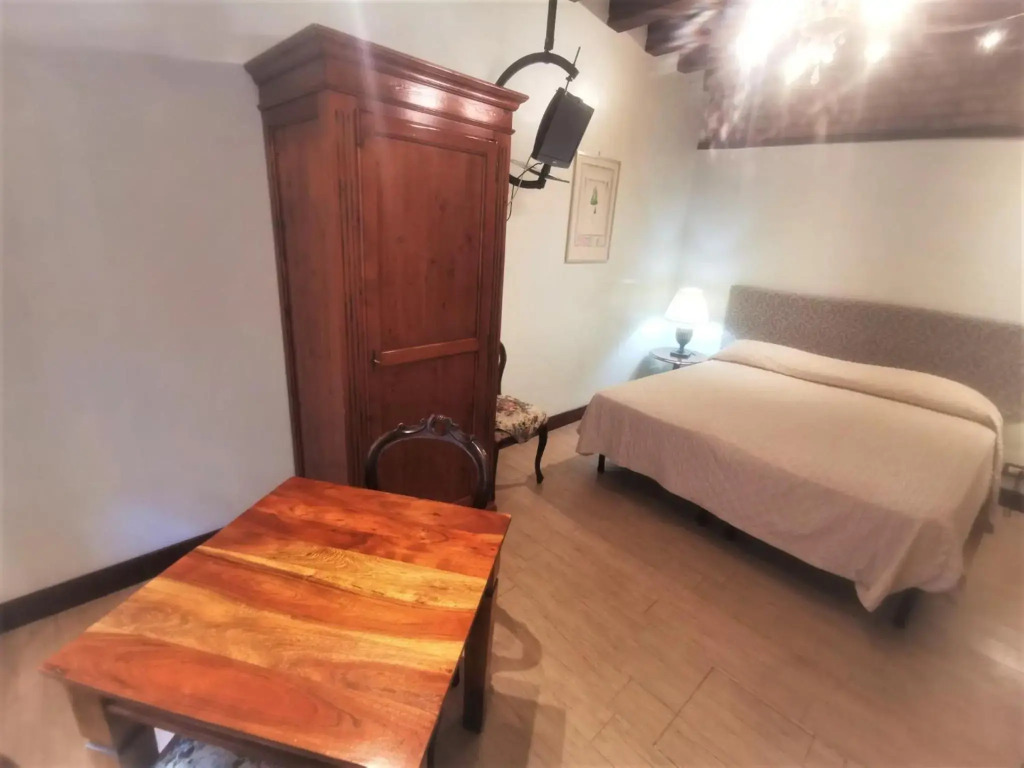 Canal View Studio Flat