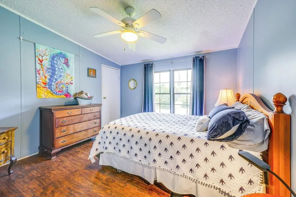 Secluded Hampstead Vacation Rental With Deck!