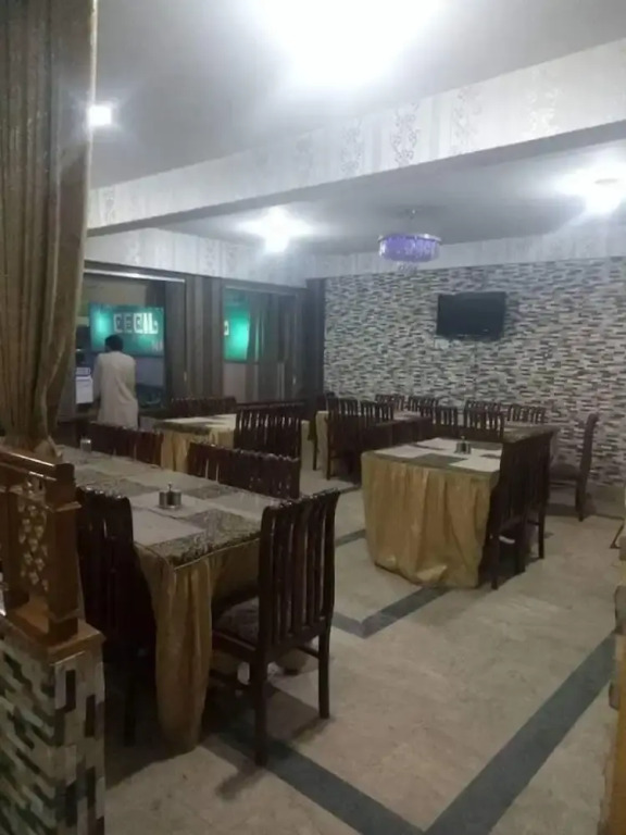Cecil Hotel