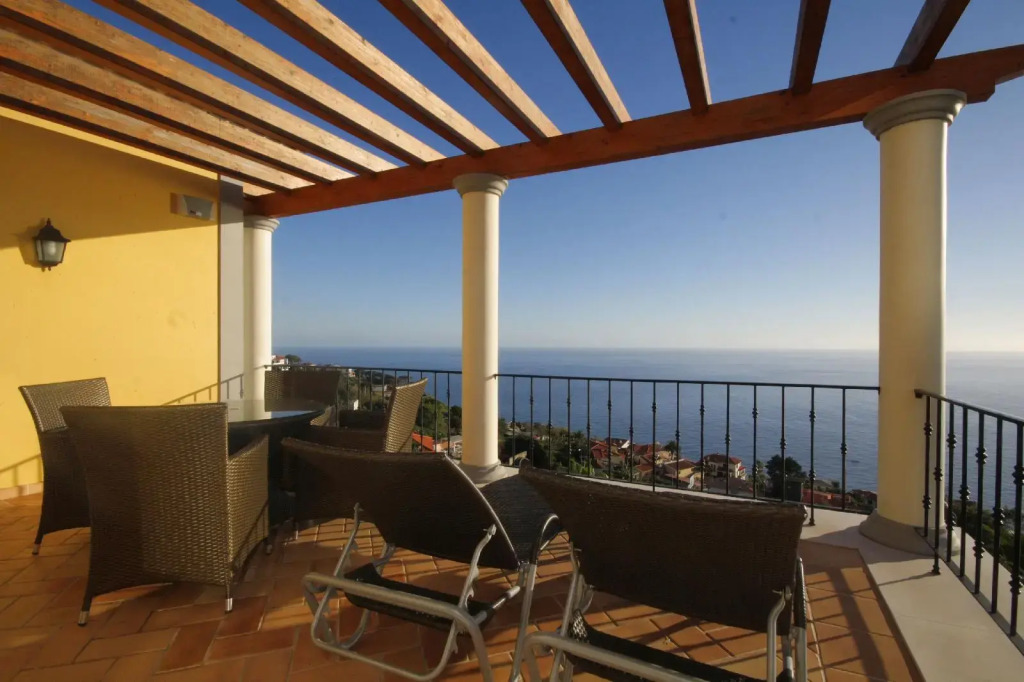 Villa Sea Renity - Palheiro Village by ALMA Holiday Rentals