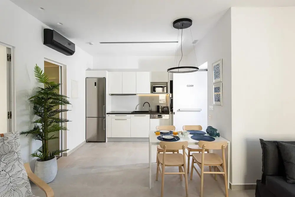 Cozy Corner Luxury Apartments