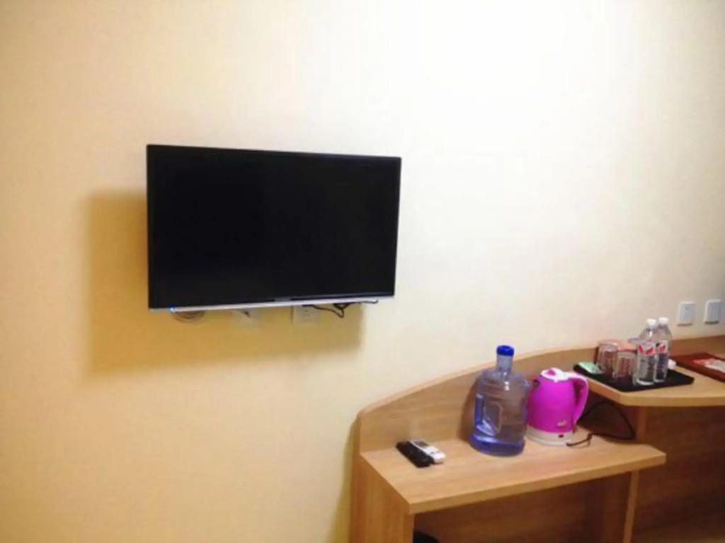 Jiayi Hotel (Jinan High-tech Zone Suncun New Area)