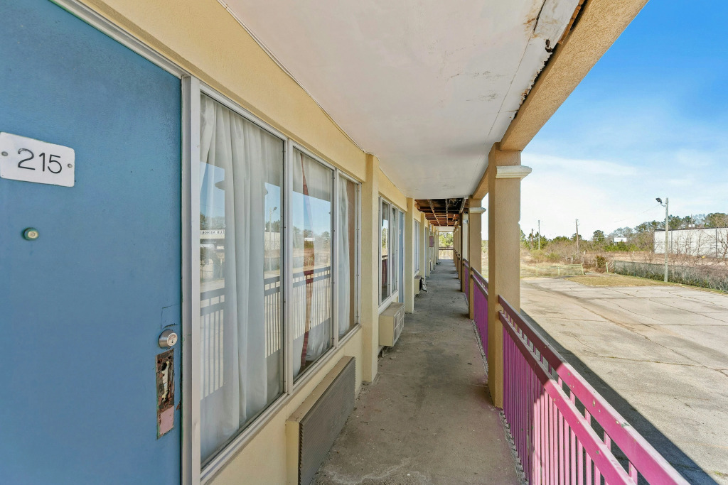 Luxury Inn By Hotel O Hattiesburg, MS