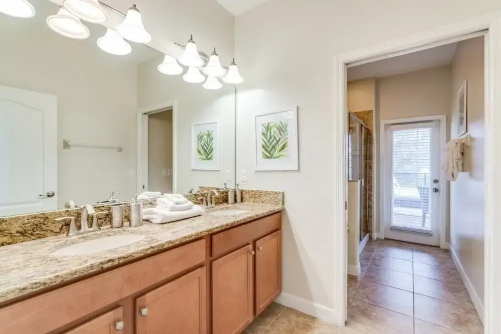 H1401 Brand New 5 Bedroom Next To Clubhouse Villa