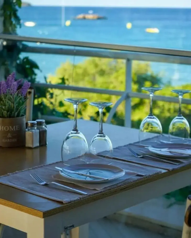 Almiros Apartments