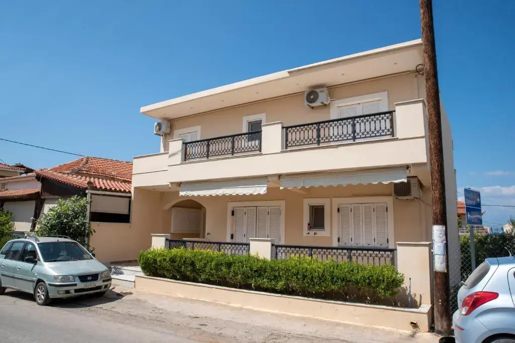 Mary's luxury apartment Elaia.