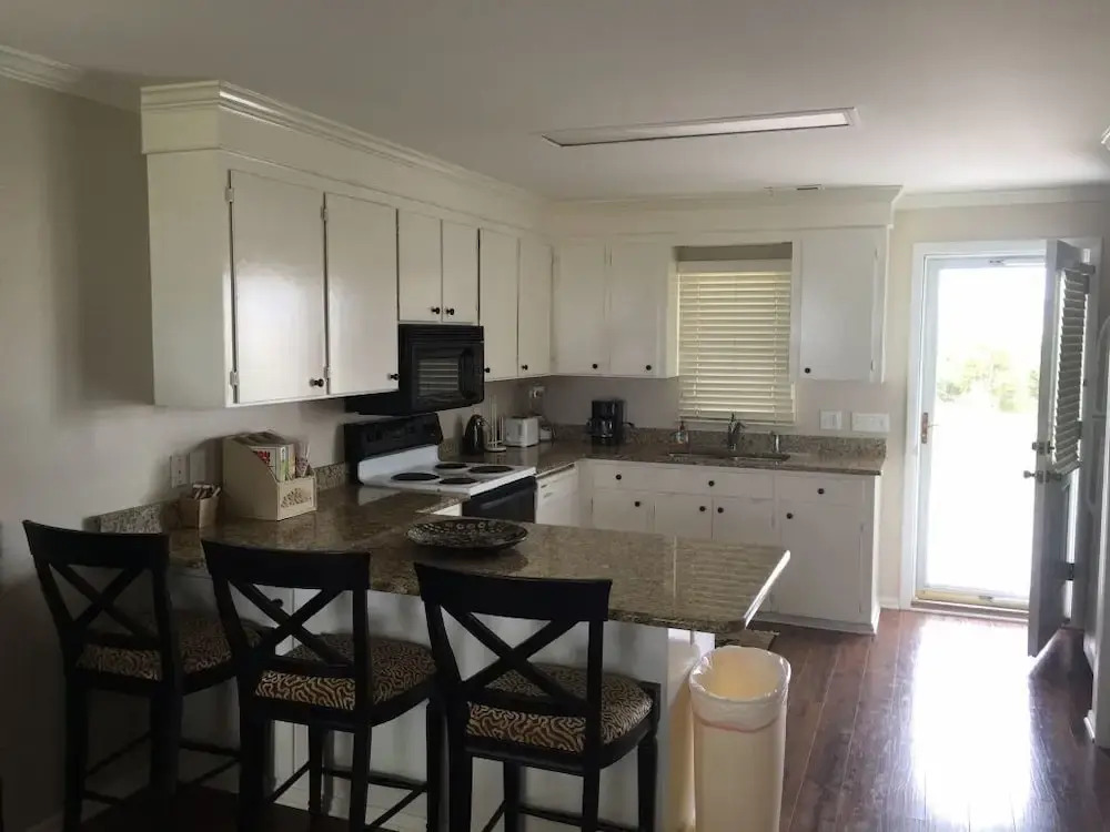 Sandy Shores - 4 Br Home