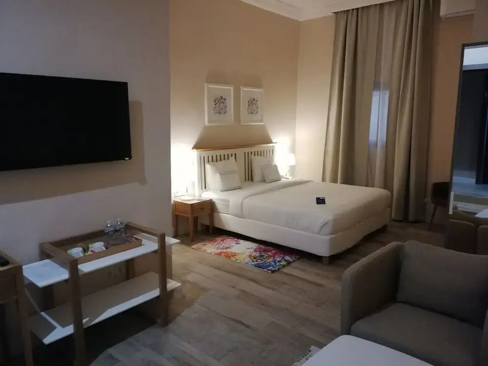 Semiramis Hotel HMJ