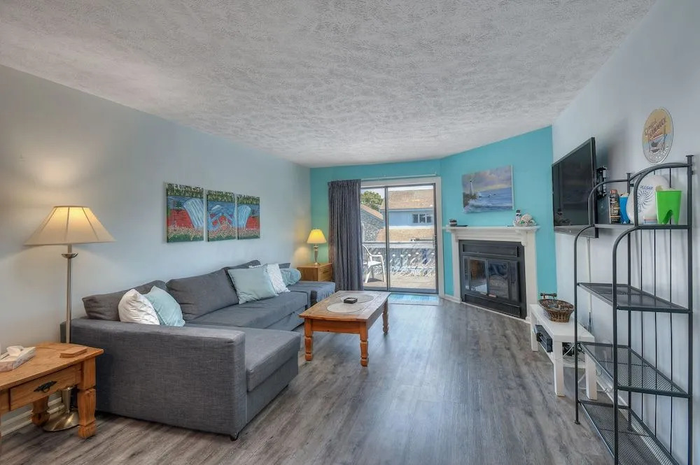 The Arbor by Elliott Beach Rentals