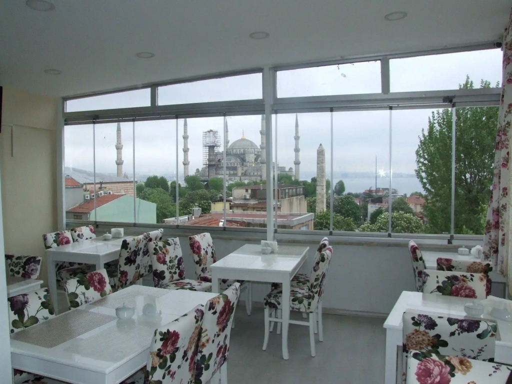 Artemis Old City Hotel