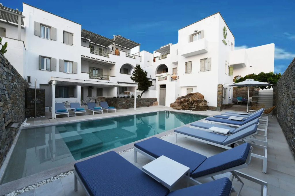 Anthos Apartments