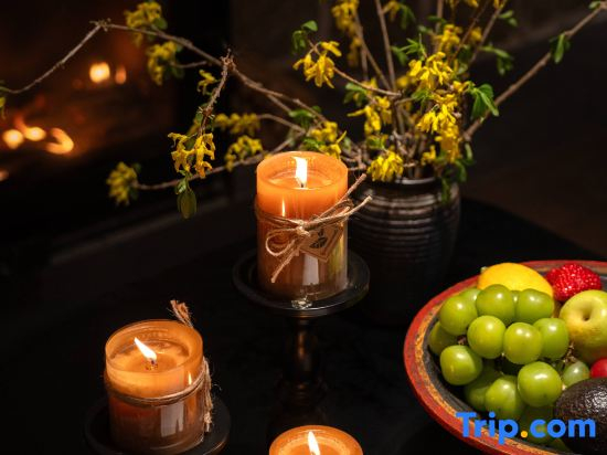 Beyond Emptiness · Pujì Homestay