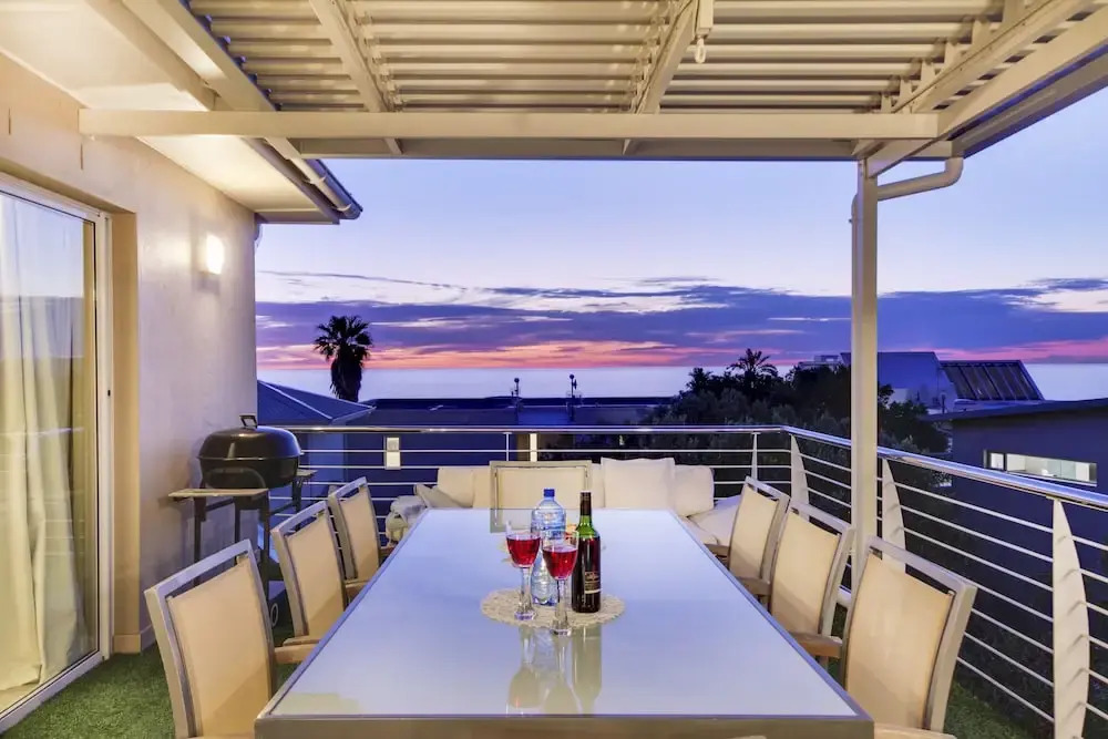 Victorias Cove